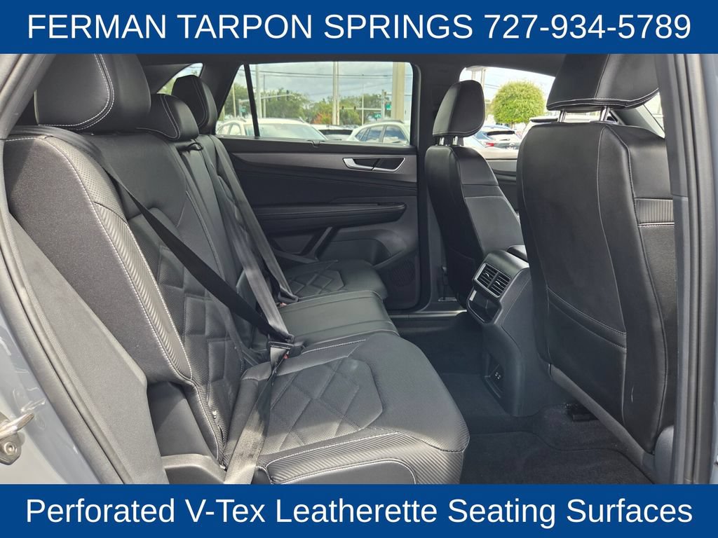 Used 2024 Volkswagen Atlas Cross Sport SE FWD image 19