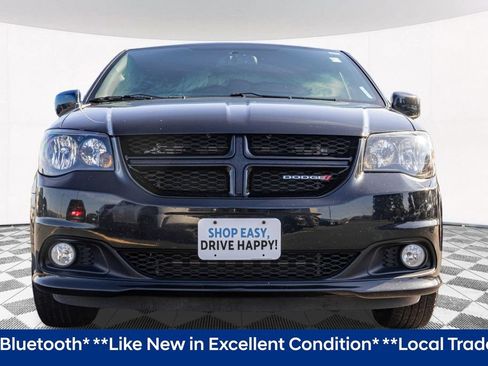 Used 2017 Dodge Grand Caravan SXT w/ Blacktop Package FWD image 5
