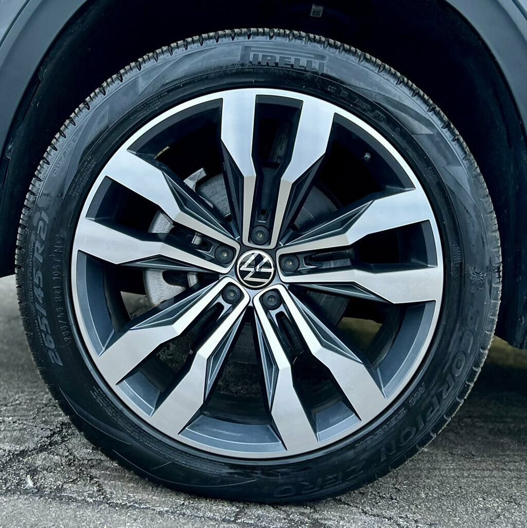 Used 2023 Volkswagen Atlas Cross Sport SEL Premium R-Line AWD/4WD image 28