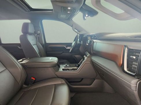 Used 2025 GMC Sierra 3500 Denali w/ Denali Reserve Package image 20