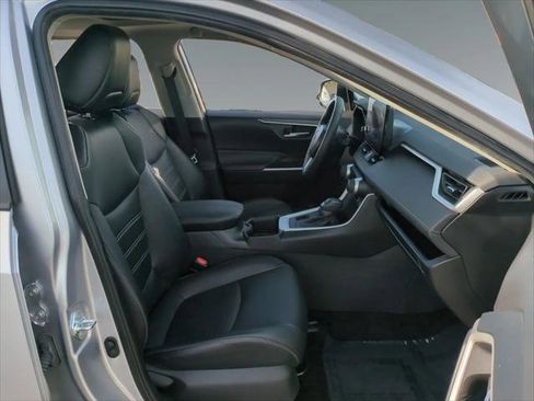 Certified 2024 Toyota RAV4 XLE Premium image 15