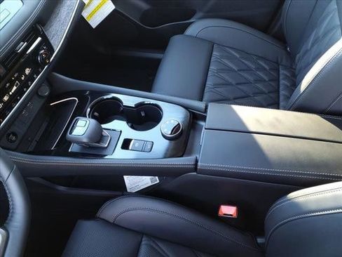 New 2025 Nissan Rogue Platinum w/ Tech Package image 17