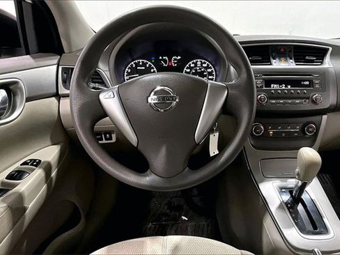 Used 2014 Nissan Sentra S image 8