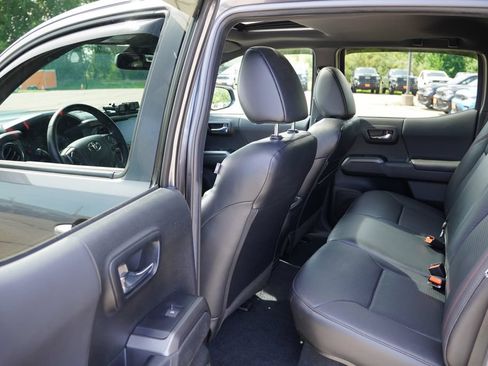 Used 2023 Toyota Tacoma TRD Pro AWD/4WD image 17