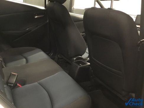 Used 2019 Toyota Yaris LE image 32