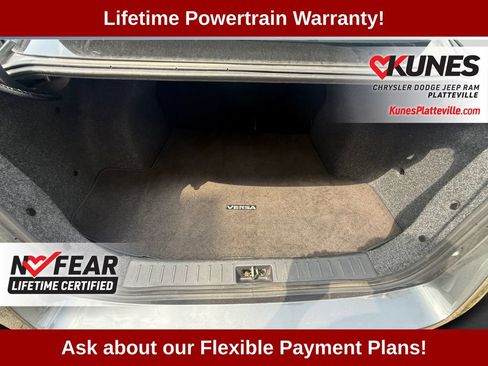 Used 2025 Nissan Versa SV FWD image 43