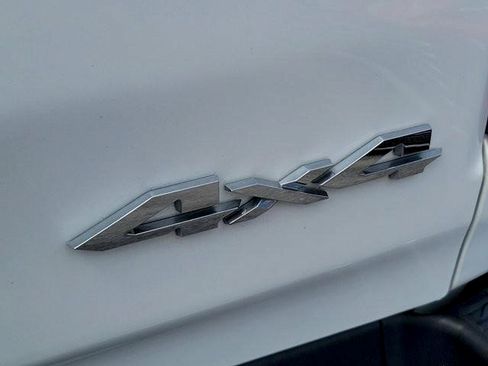 Used 2022 RAM 1500 Laramie AWD/4WD image 10