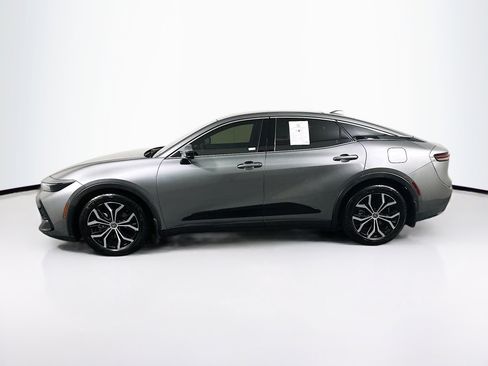 Used 2024 Toyota Crown Limited image 4