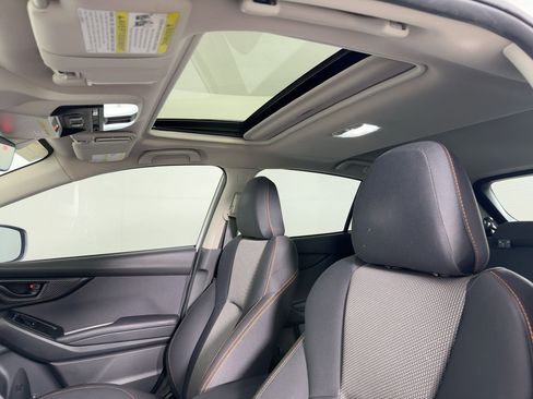 Used 2021 Subaru Crosstrek 2.0i Premium w/ Moonroof Package image 14