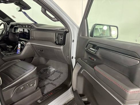 Used 2024 GMC Sierra 1500 AT4X AWD/4WD image 37