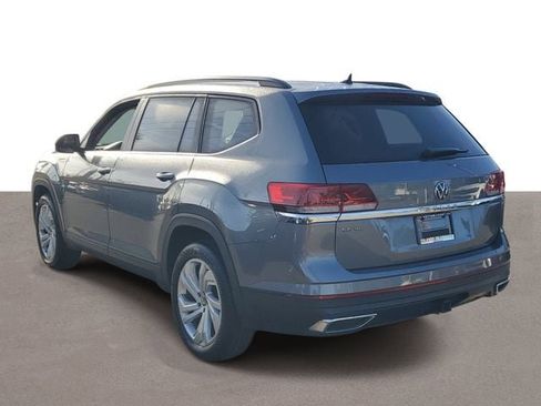 Used 2022 Volkswagen Atlas SE FWD image 3
