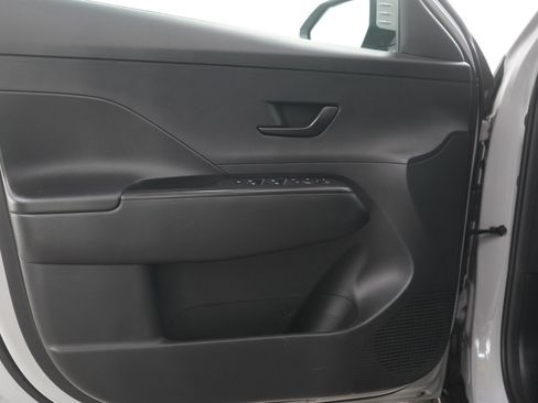 Used 2024 Hyundai Kona SEL w/ Convenience Package AWD/4WD image 18