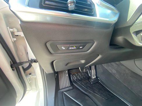 Used 2026 BMW X6 xDrive40i w/ Climate Comfort Package AWD/4WD image 13
