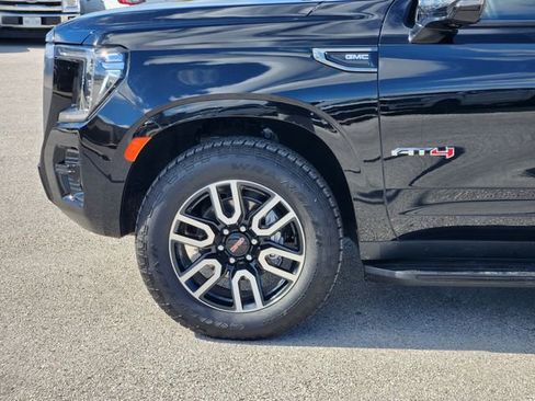 Used 2024 GMC Yukon AT4 w/ LPO, Floor Liner Package image 5