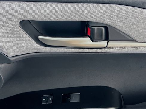 New 2025 Toyota Camry LE image 32