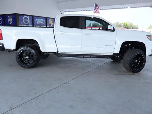 Used 2018 Chevrolet Colorado LT w/ LT Convenience Package RWD image 6