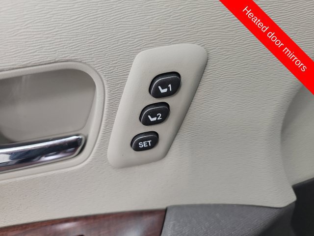 Used 2013 Toyota Sienna Limited w/ Premium Pkg AWD/4WD image 14