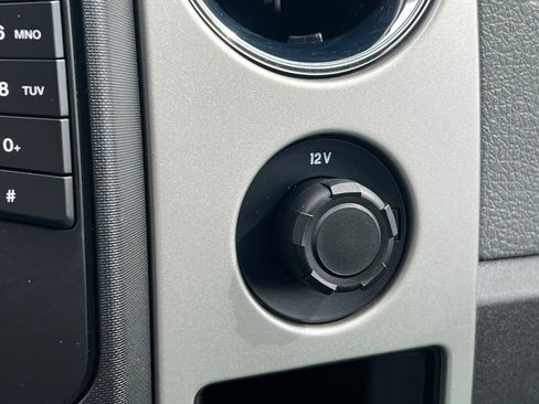 Used 2014 Ford F150 XLT w/ XLT Chrome Package image 28