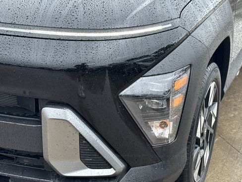 Used 2025 Hyundai Kona SEL AWD/4WD image 12