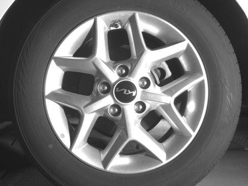 Used 2025 Kia Soul LX w/ LX Technology Package FWD image 14