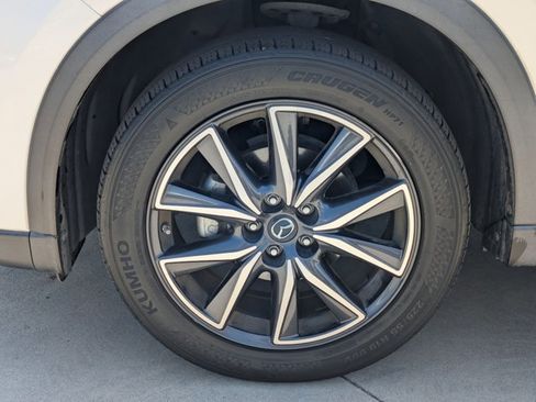 Used 2018 MAZDA CX-5 Touring w/ Preferred Equipment Package FWD image 25