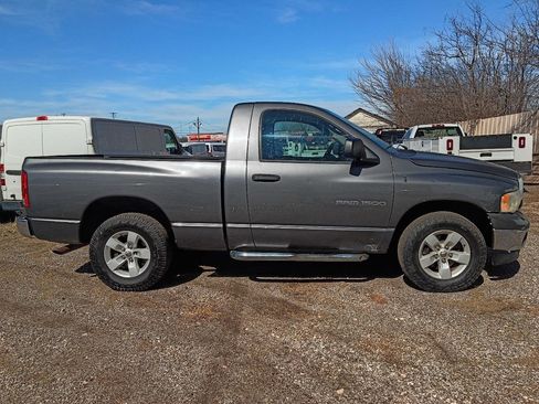 Used 2004 Dodge Ram 1500 Truck SLT image 4