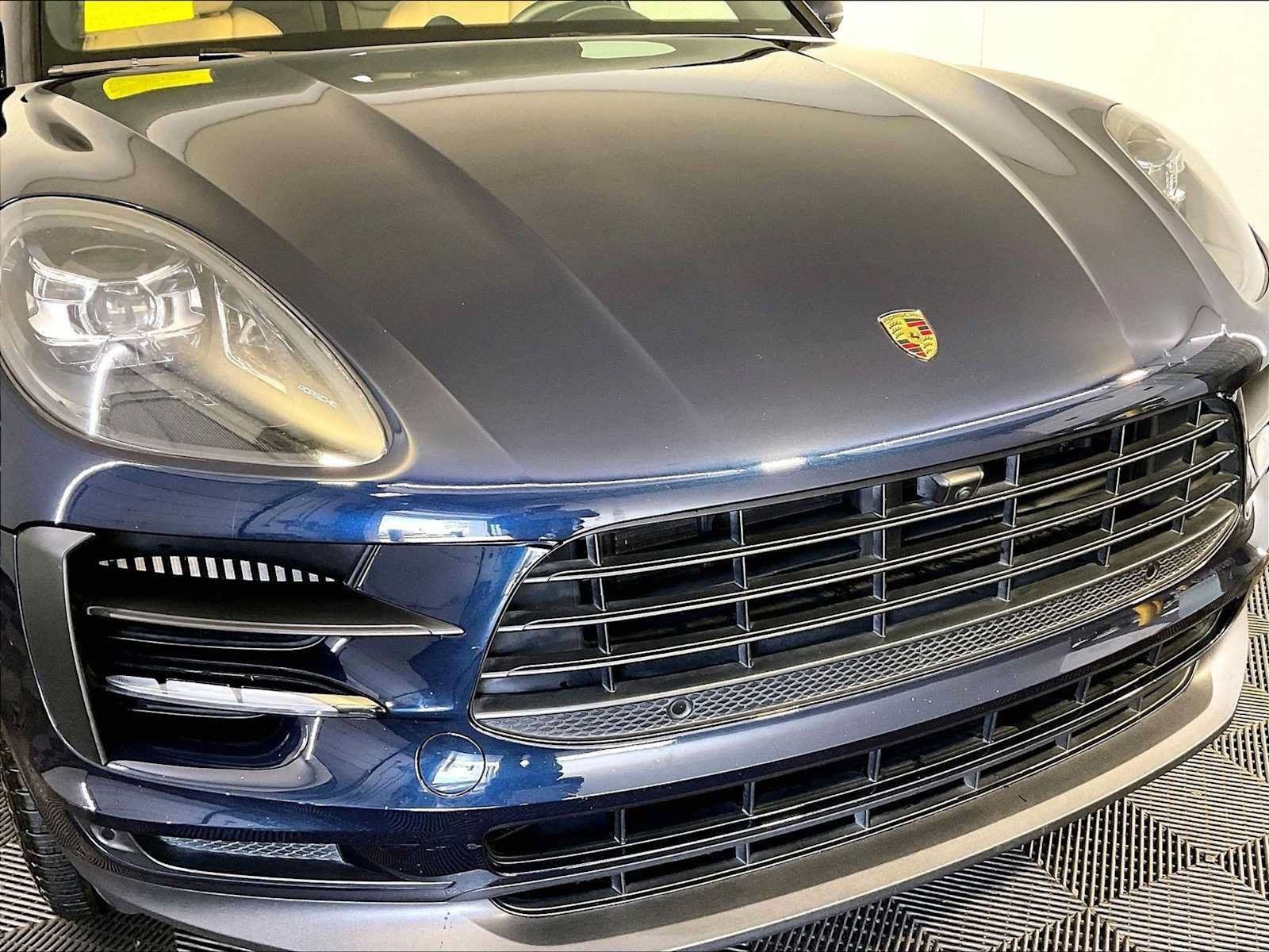 Certified 2021 Porsche Macan S w/ Premium Package Plus AWD/4WD image 34