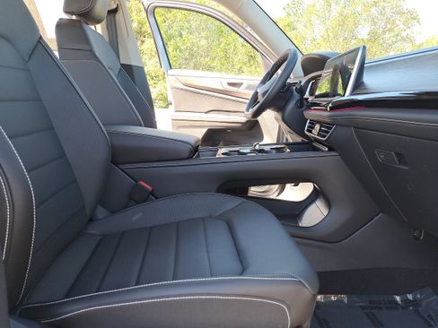 New 2026 Volkswagen Atlas SEL AWD/4WD image 10