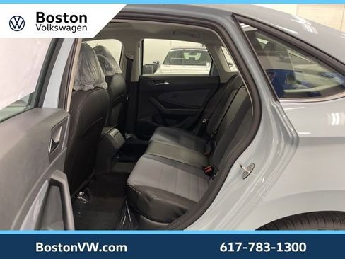 New 2026 Volkswagen Jetta SE FWD image 8