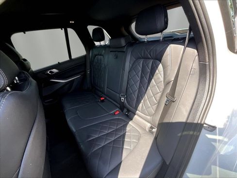 Used 2024 BMW X5 xDrive40i AWD/4WD image 21