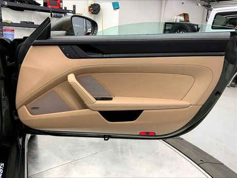 Certified 2023 Porsche 911 Targa 4 GTS AWD/4WD image 29