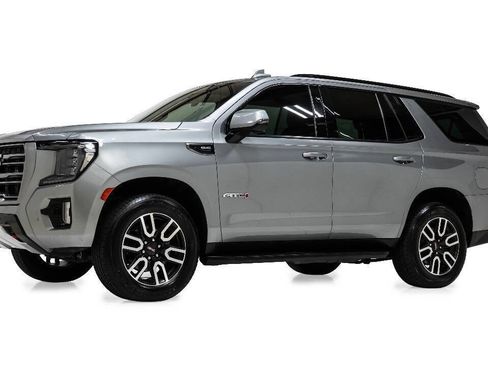 Used 2023 GMC Yukon AT4 AWD/4WD image 2