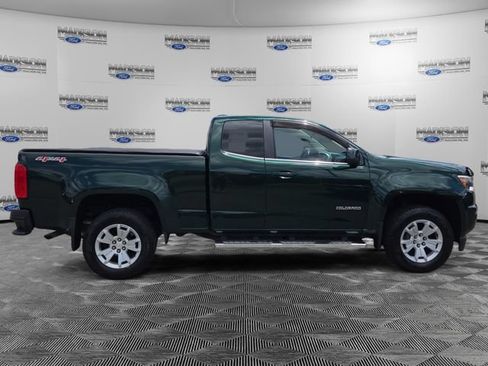 Used 2016 Chevrolet Colorado LT AWD/4WD image 6