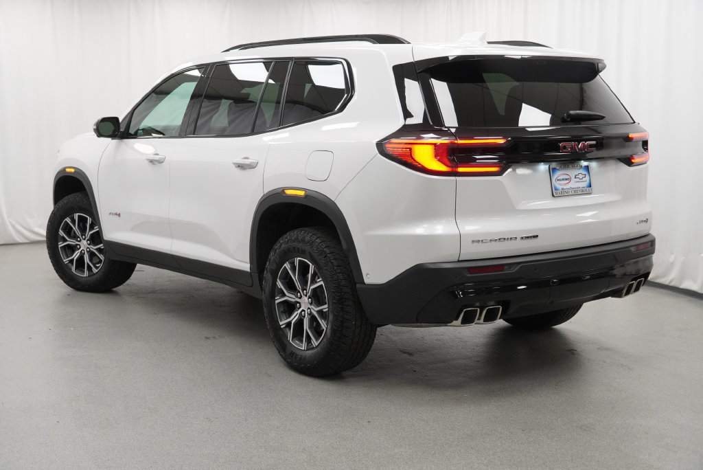 Certified 2024 GMC Acadia AT4 w/ Super Cruise Package AWD/4WD image 9