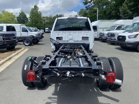 New 2025 Ford F550 4x4 Regular Cab Super Duty image 24