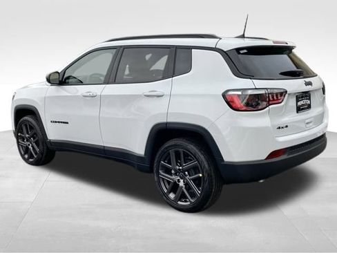 New 2026 Jeep Compass Latitude image 5