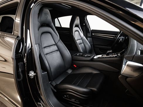 Certified 2023 Porsche Panamera 4 Platinum Edition AWD/4WD image 29