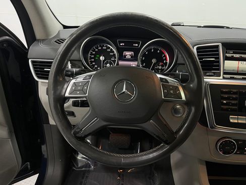 Used 2016 Mercedes-Benz GL 450 GL 450 image 23