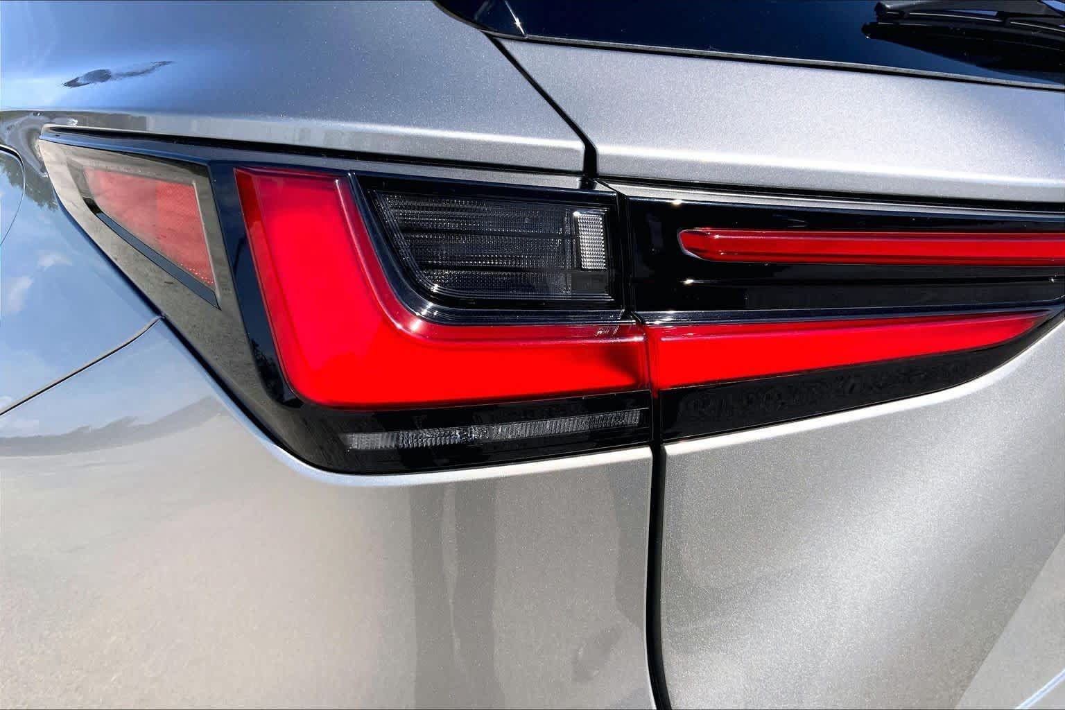Used 2024 Lexus NX 350 F Sport AWD/4WD image 28