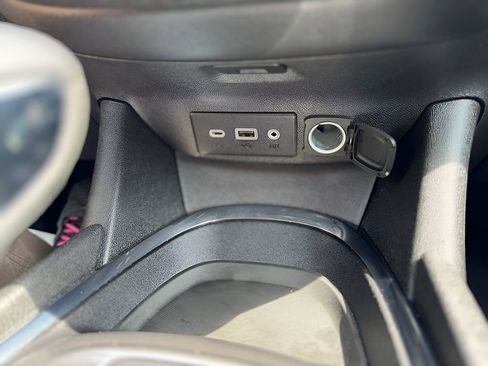 Used 2023 Chevrolet Malibu LT image 22