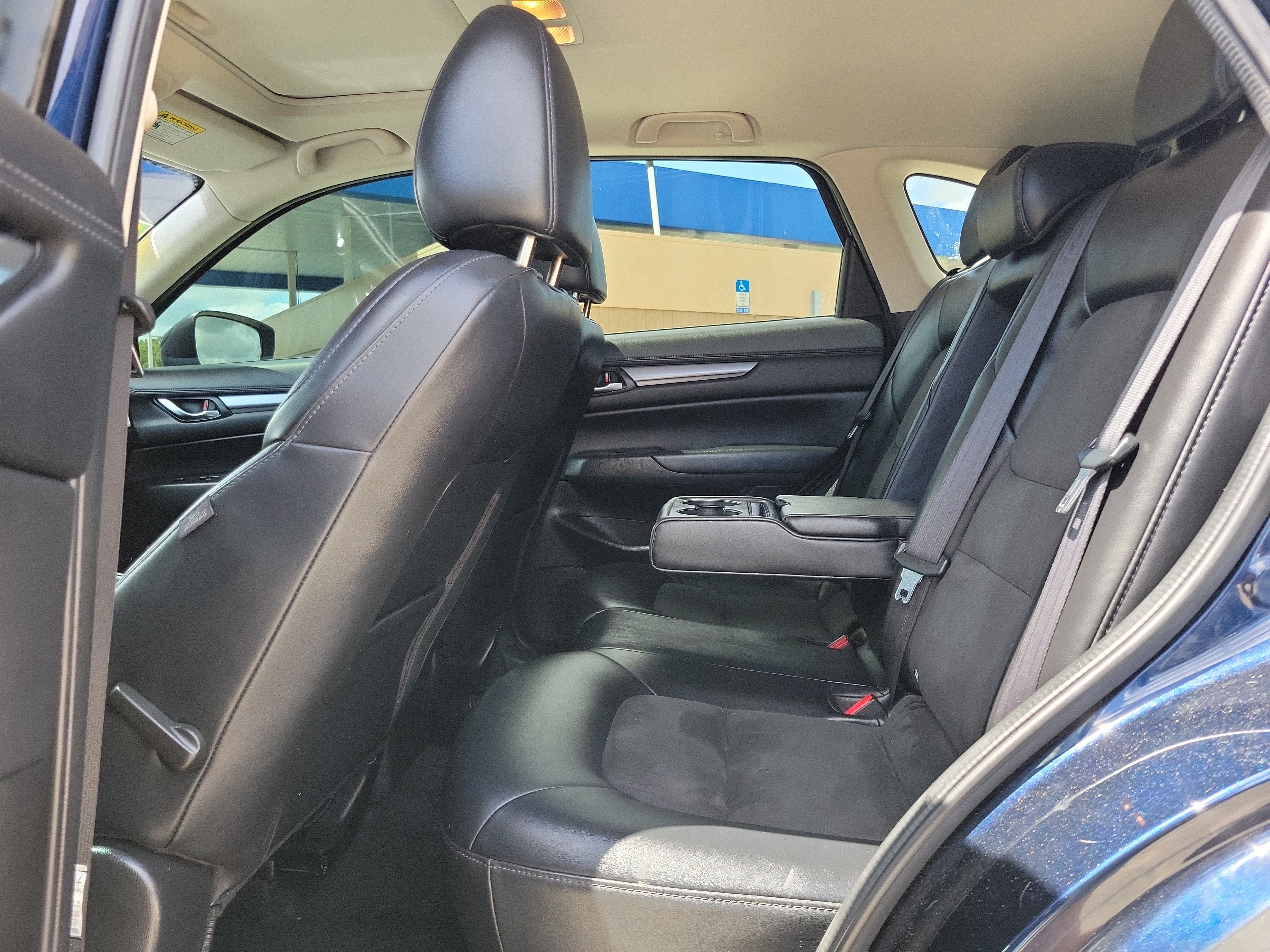 Used 2018 MAZDA CX-5 Touring w/ Preferred Equipment Package FWD image 9