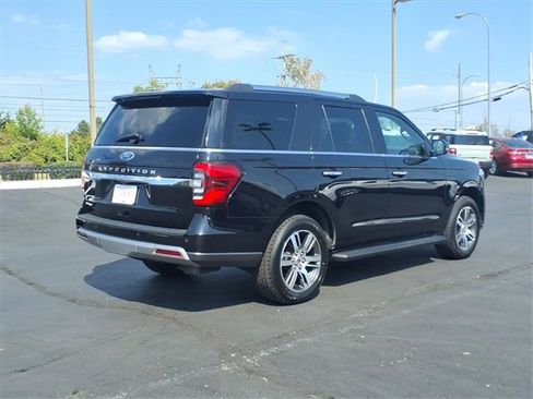 Certified 2024 Ford Expedition Limited image 6