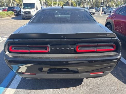 Used 2023 Dodge Challenger R/T w/ T/A Package image 6