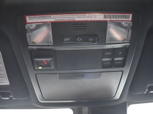 Used 2020 Toyota Tacoma Limited image 18