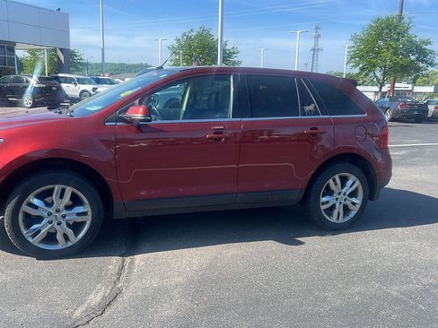 Used 2014 Ford Edge Limited w/ Equipment Group 302A AWD/4WD image 10