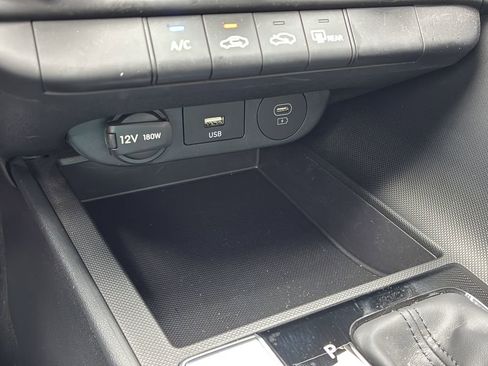 Certified 2025 Hyundai Elantra SE FWD image 27
