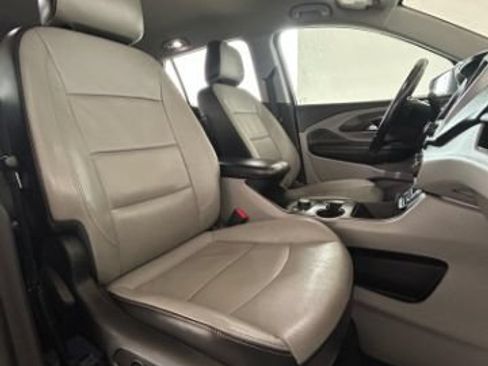 Used 2020 GMC Terrain SLT w/ Preferred Package AWD/4WD image 12