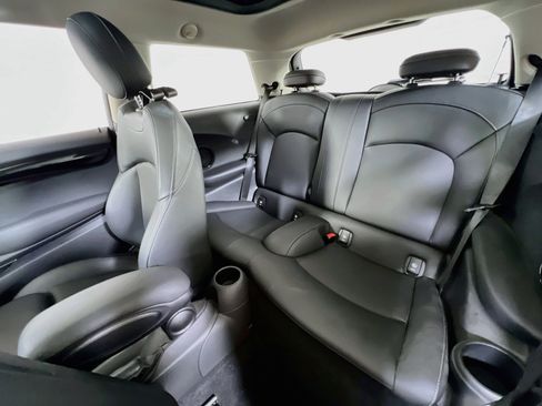 Used 2019 MINI Cooper S FWD image 24