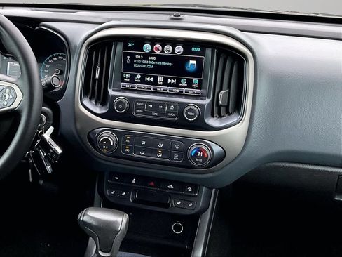 Used 2016 Chevrolet Colorado Z71 AWD/4WD image 7