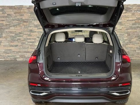 Used 2024 Lincoln Nautilus Reserve w/ Equipment Group 202A AWD/4WD image 8